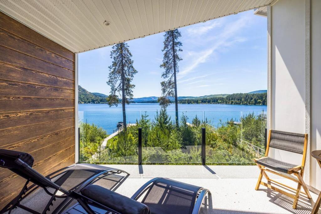 Kelly'S Sunset Lake Retreat Shawnigan Lake Exterior photo